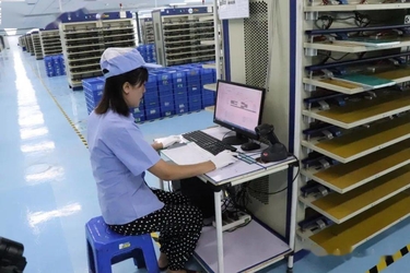 Shenzhen Jiaying Time Technology Co., Ltd. ligne de production du fabricant