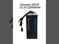 Ici, il y a une batterie de 22000 mAh 14S 53,2V 25C LiHv pour drones