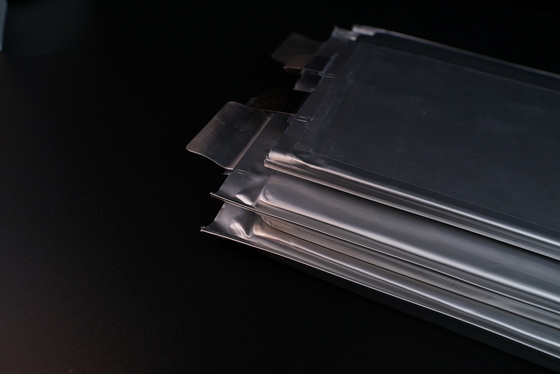 acheter 3.8V 30000 Mah Batterie Lipo à cellule unique 25C 1000 cycles + Li Polymer Battery Cell fabrication en ligne