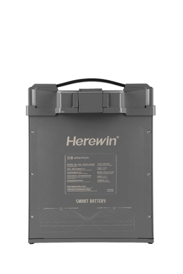 Une batterie à semi-solide 14S 51.8V 30000mAh avec Molex