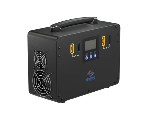 4 canaux 12-14S Chargeurs de batterie pour drones intelligents 3000W AC 220V 50-60Hz