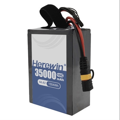 Ici, la batterie à semi-solide 12S1P 44.4V 35000mAh de classe de protection Ip65